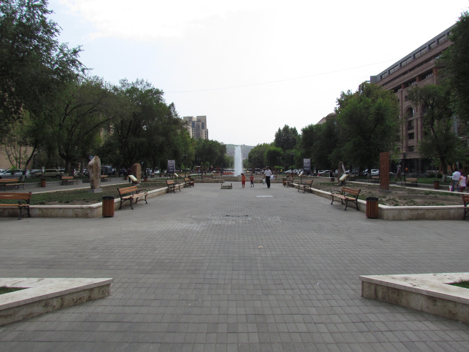 Yerevan - Vernissage park