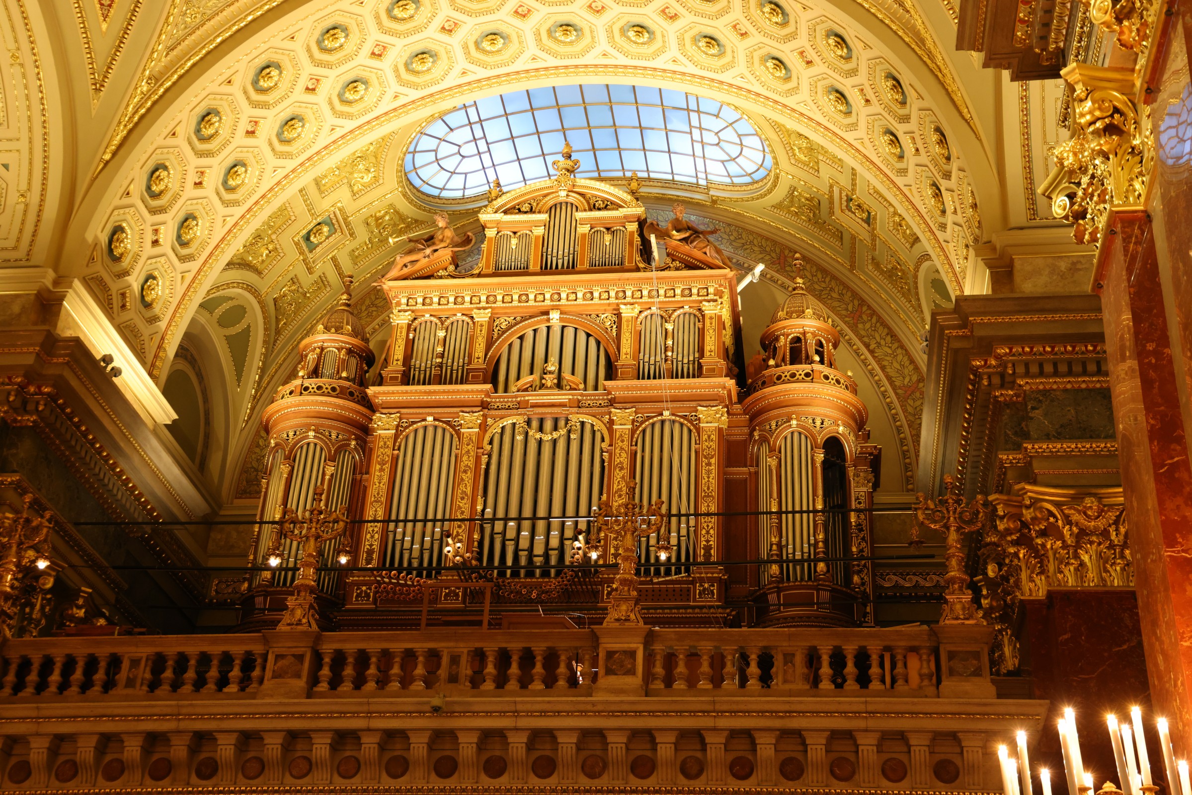 St. Stephen's Basilica - Organ