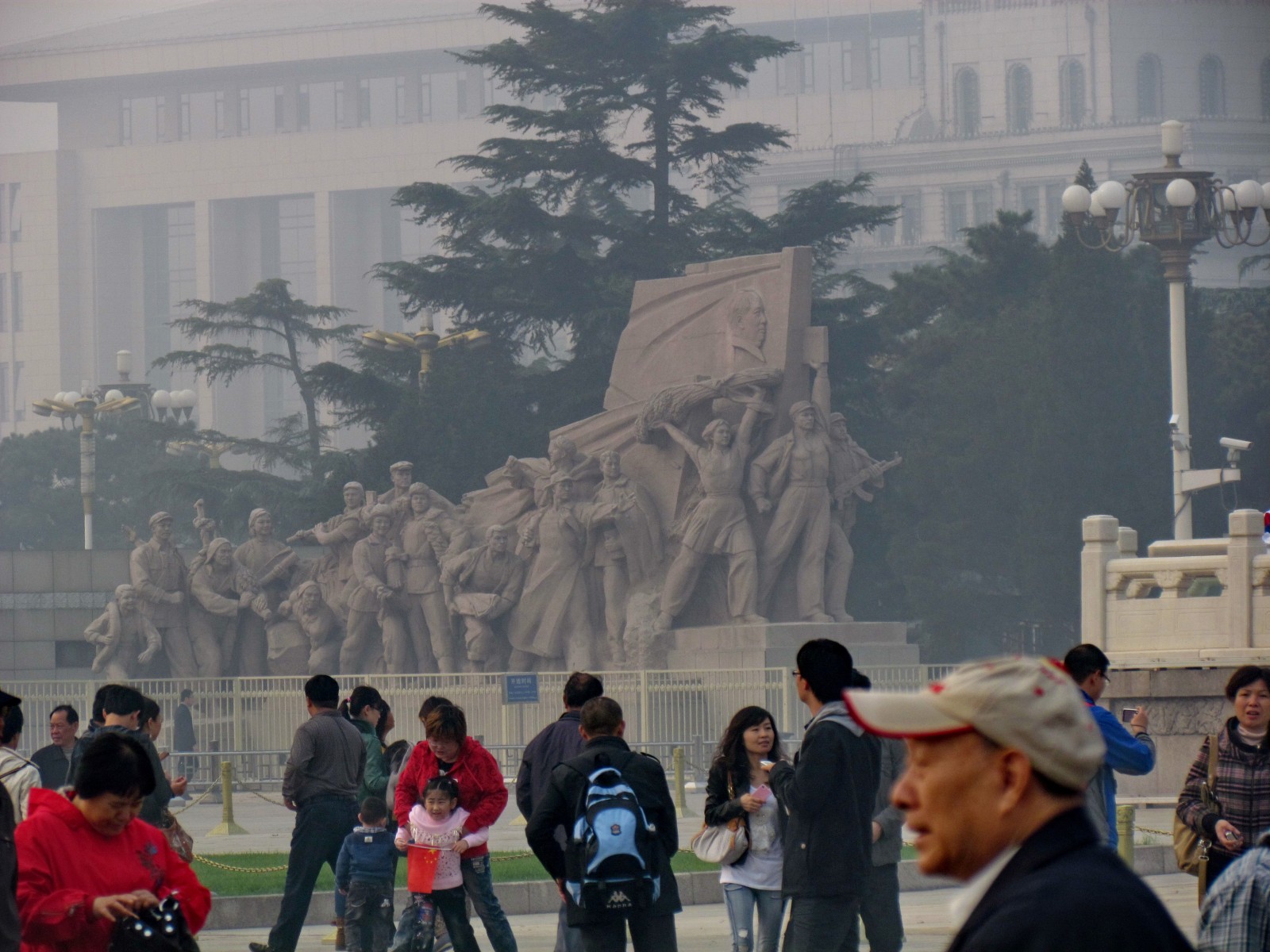 Beijing - Tiananmen Square - Statue