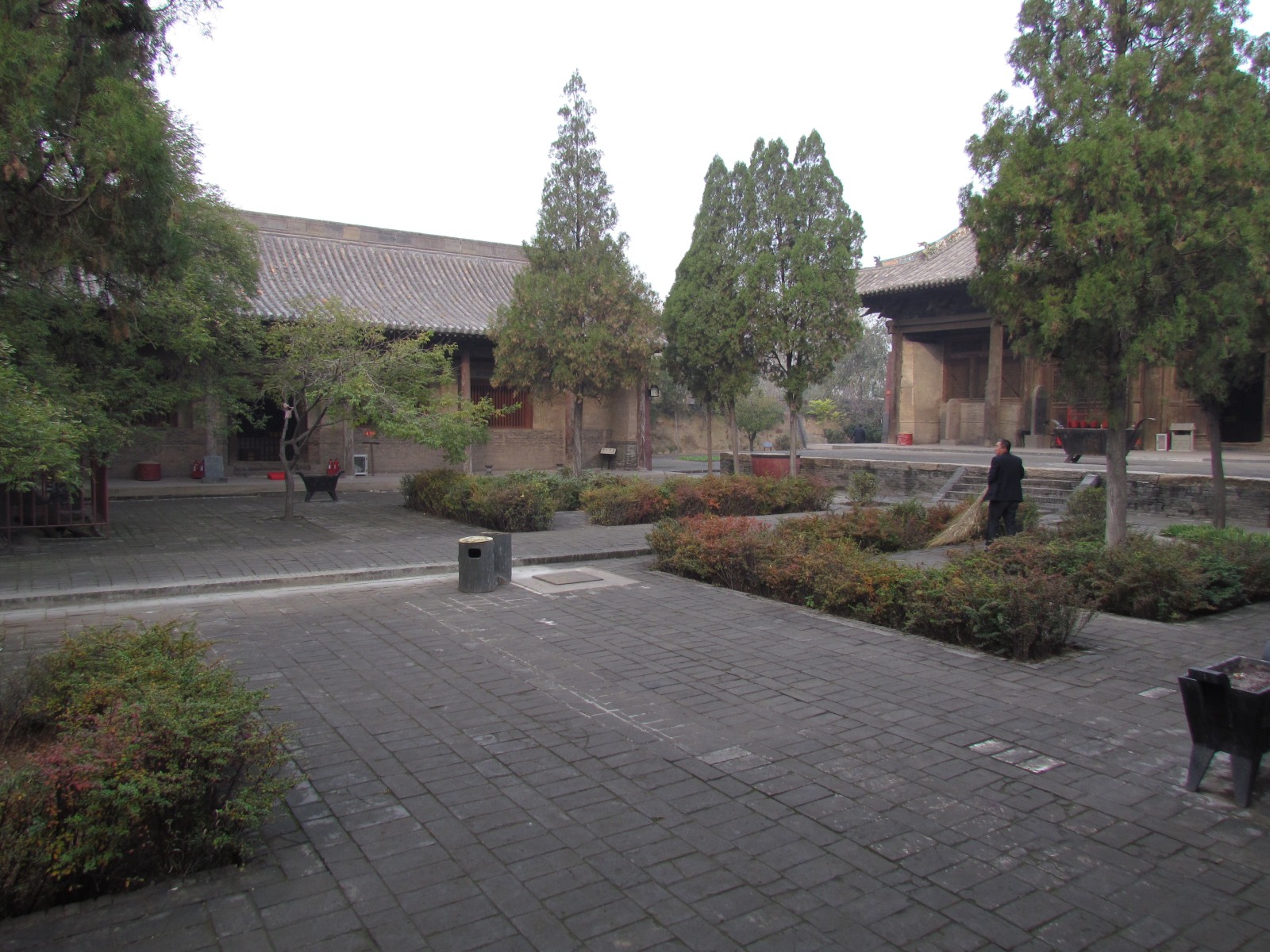 Near Pingyao - Shuanglin Buddhist temple