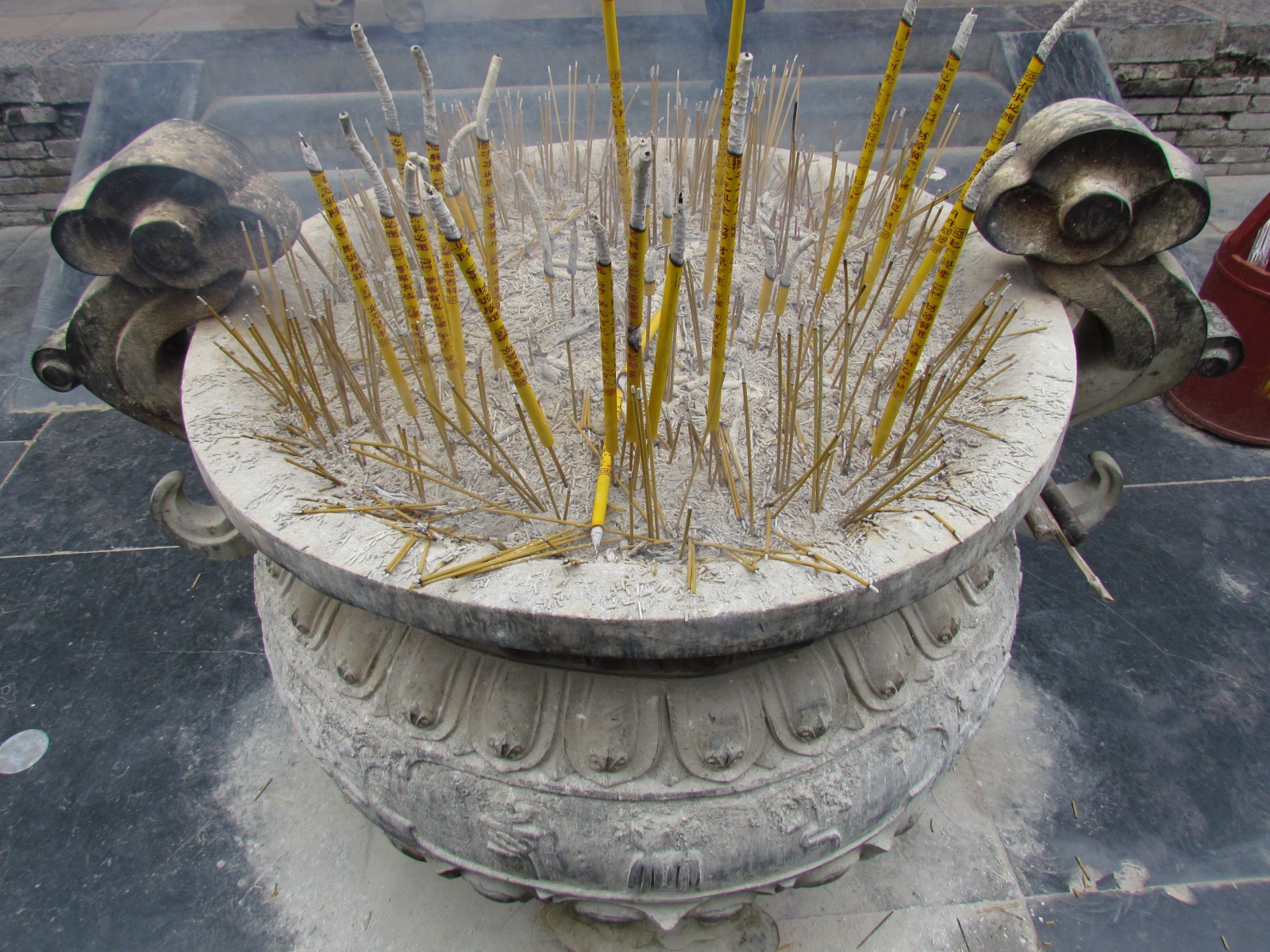 Dengfeng - Shaolin temple - Wish sticks