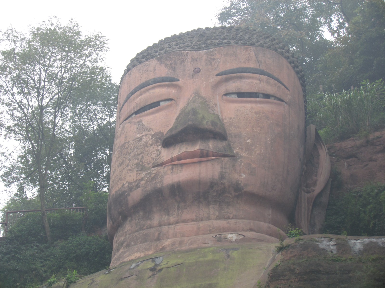 Leshan - Giant sitting Buddha