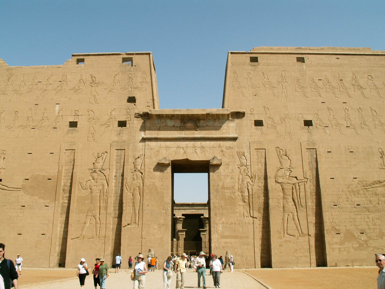 Edfu - Horus' temple