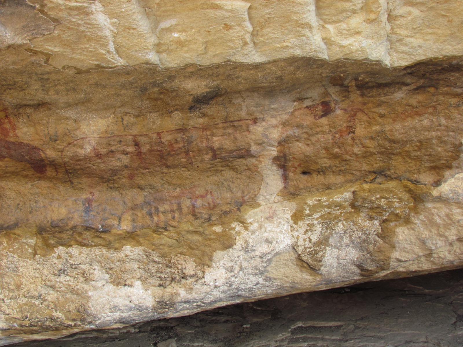 Legoda cave rock arts