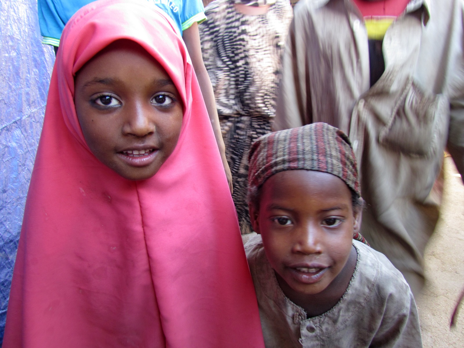 Didimtu - Local children near khat market