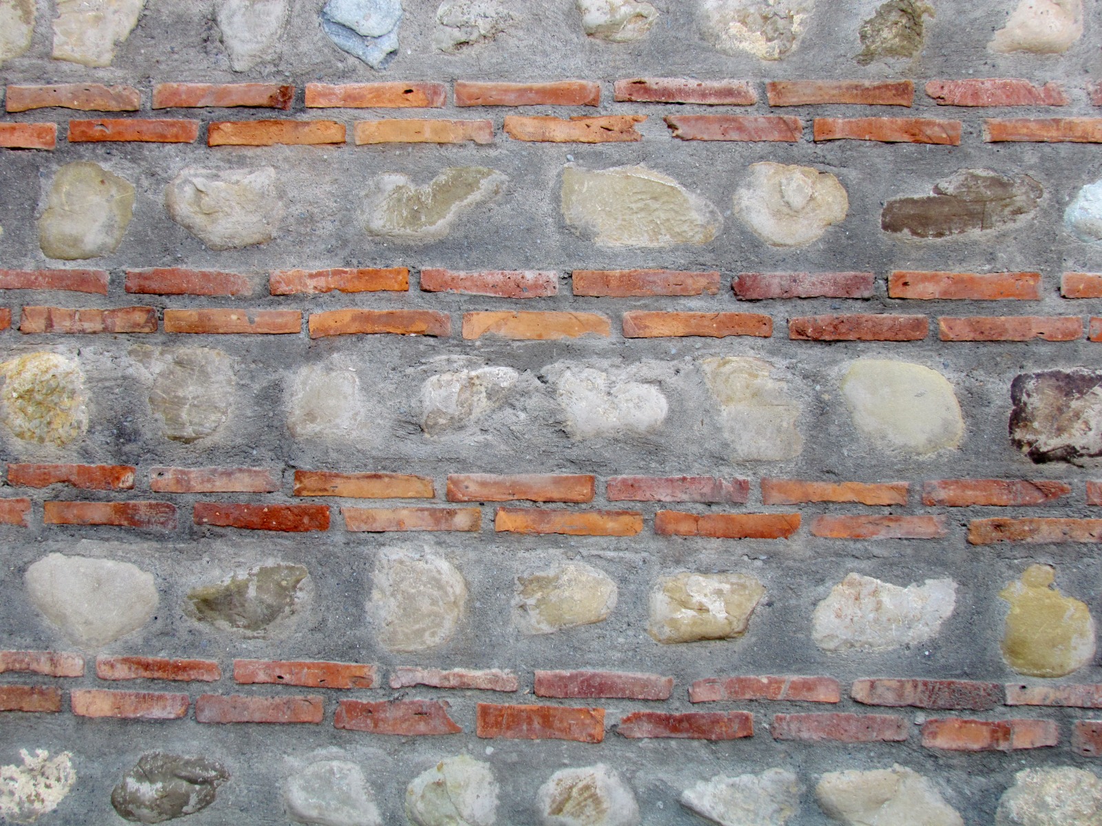 Sighnaghi - Brick and stone wall