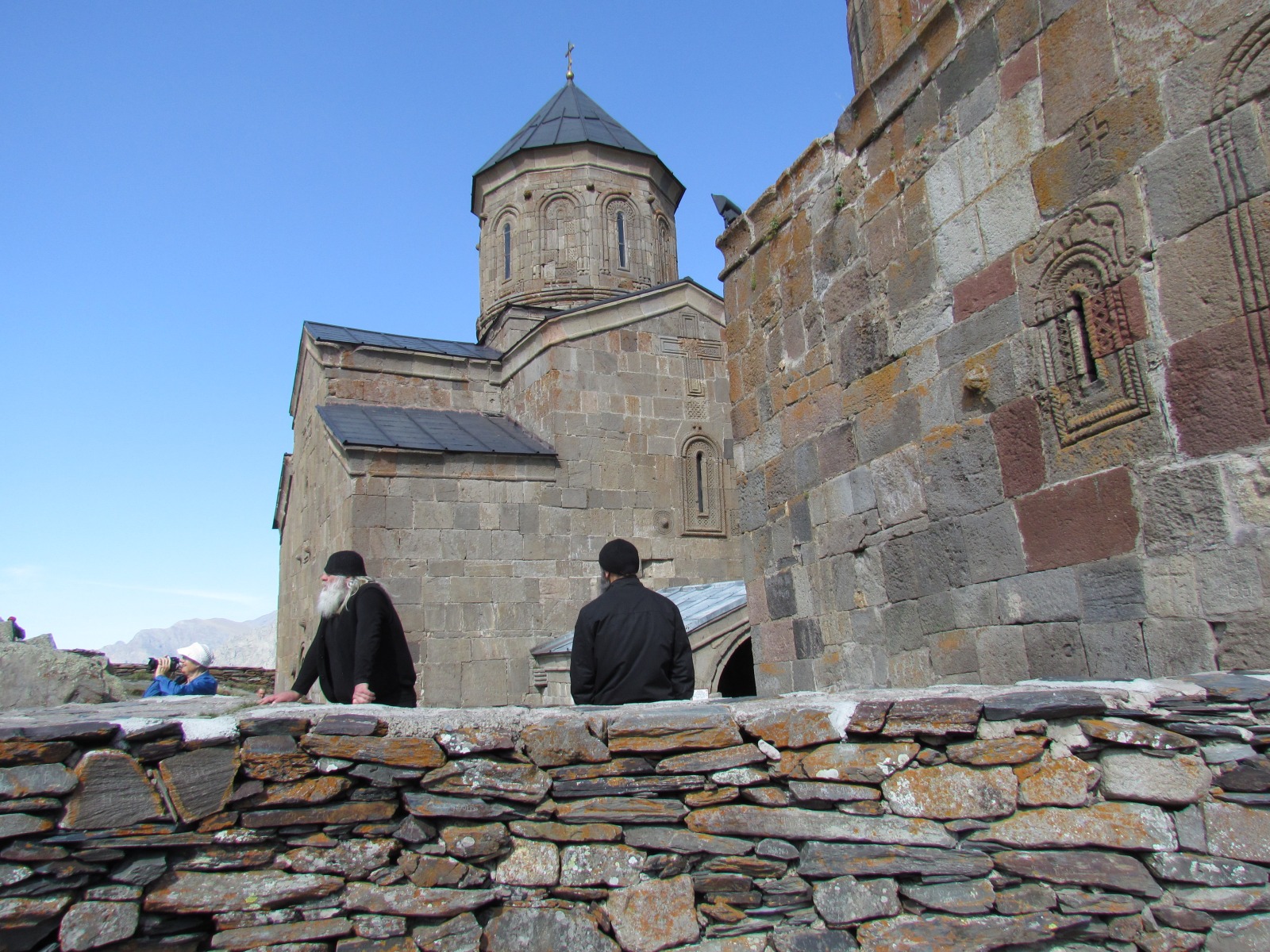 Stepantsminda - Tsminda Sameda
