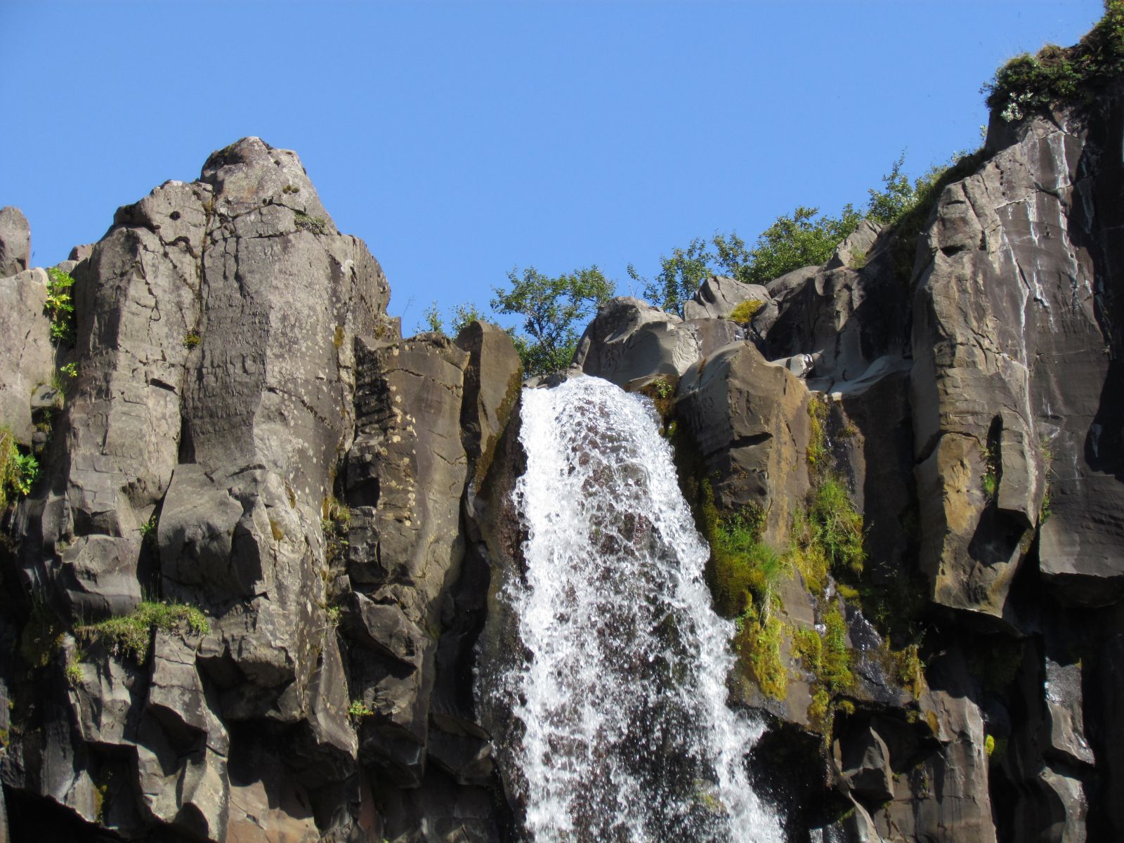 Skaftafell National Park - Svartifoss