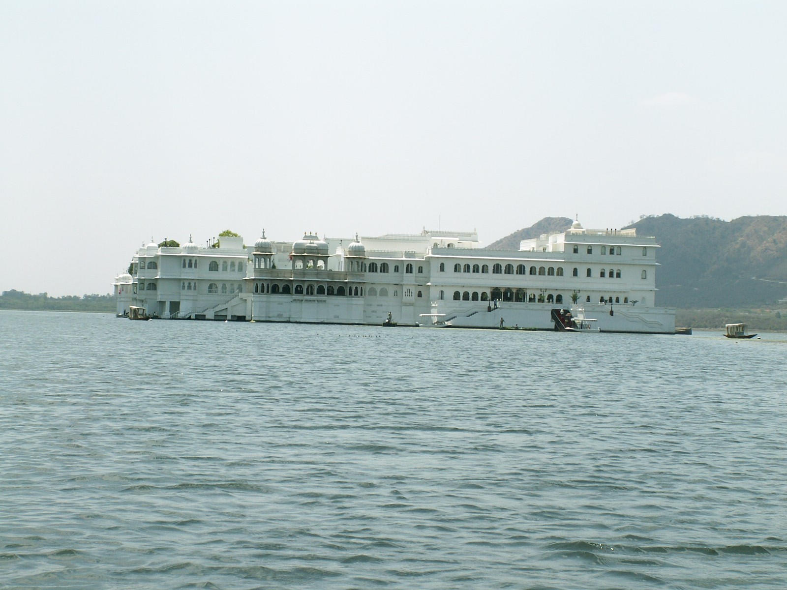 Udaipur - Lake palace