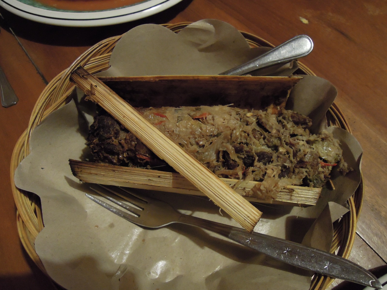 Toraja - Supper - Chicken with ginger and coconut in bamboo envelope