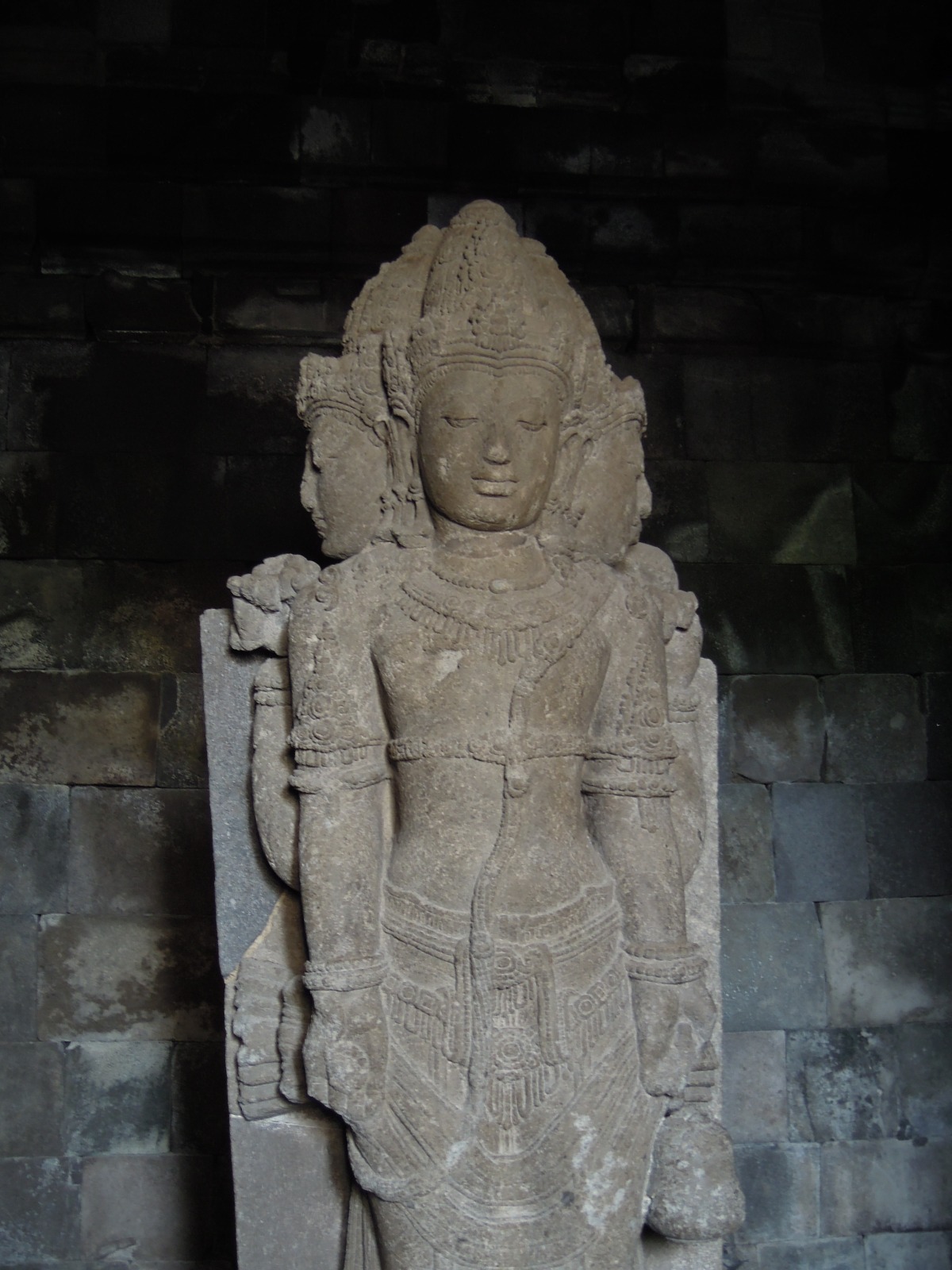 Prambanan temple - Statue