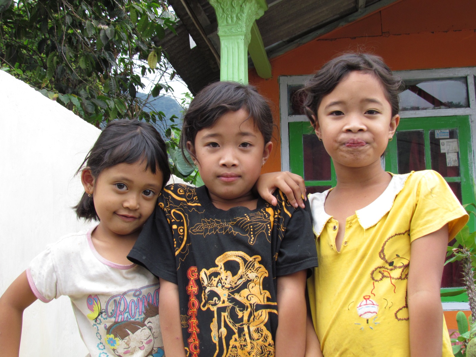 To Bromo - Local children