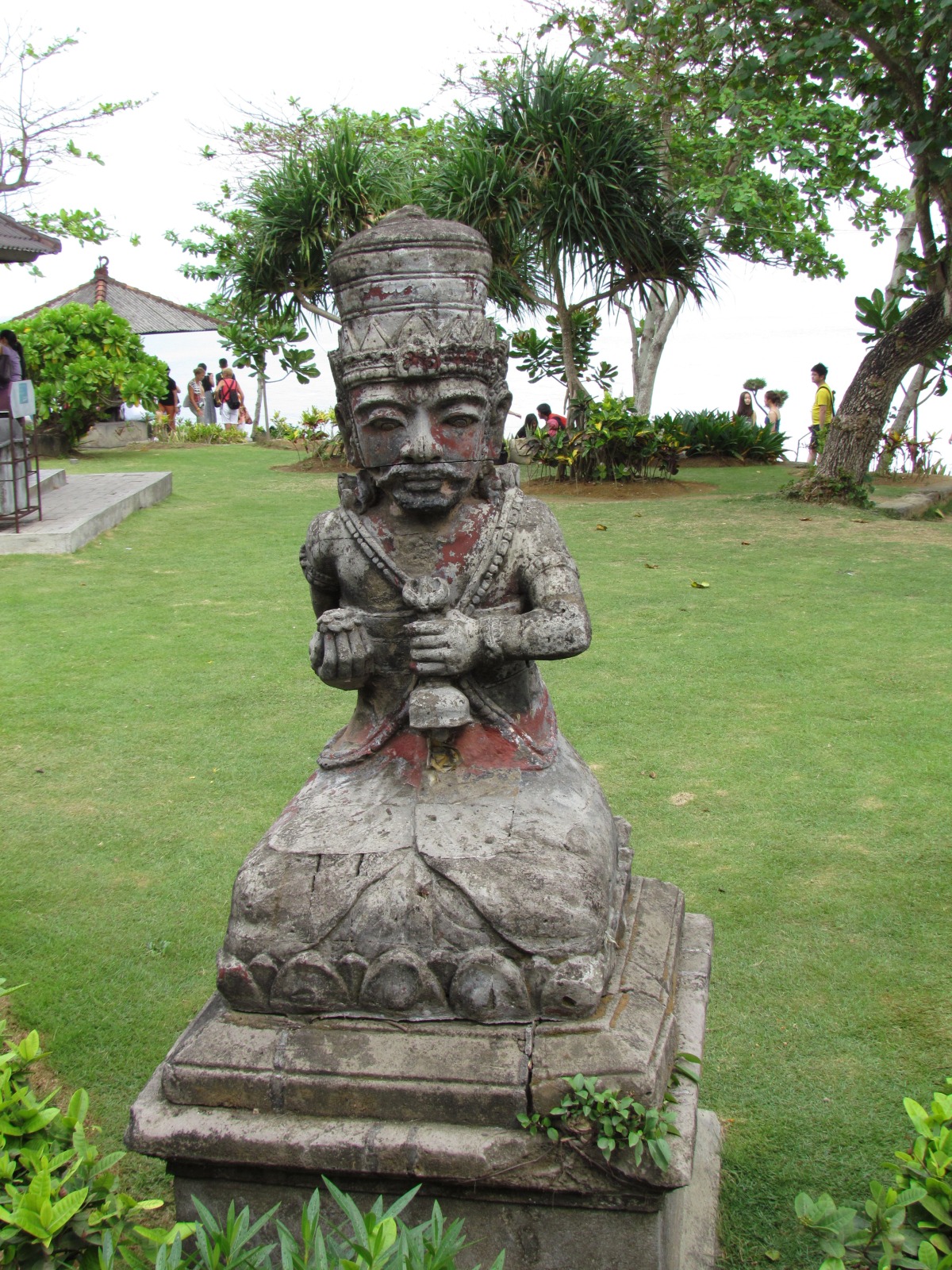 Bali - Tanah Lot temple - Statue