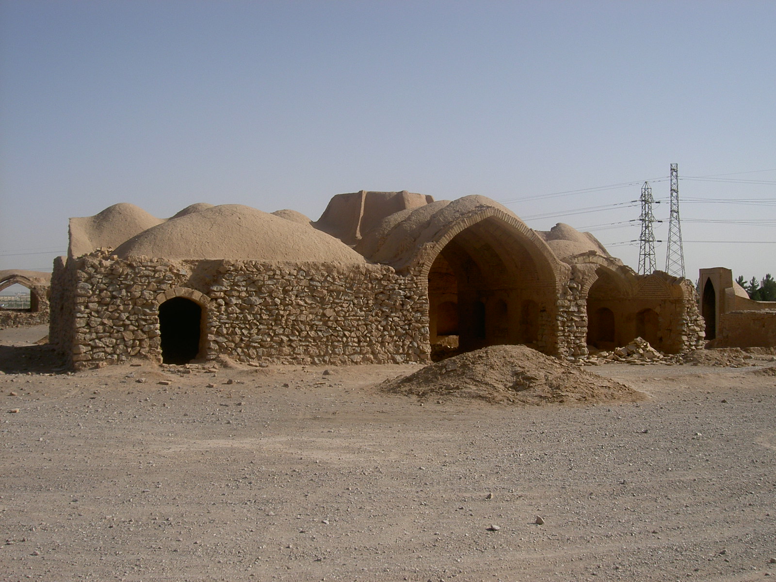 Yazd - Below towers of silence