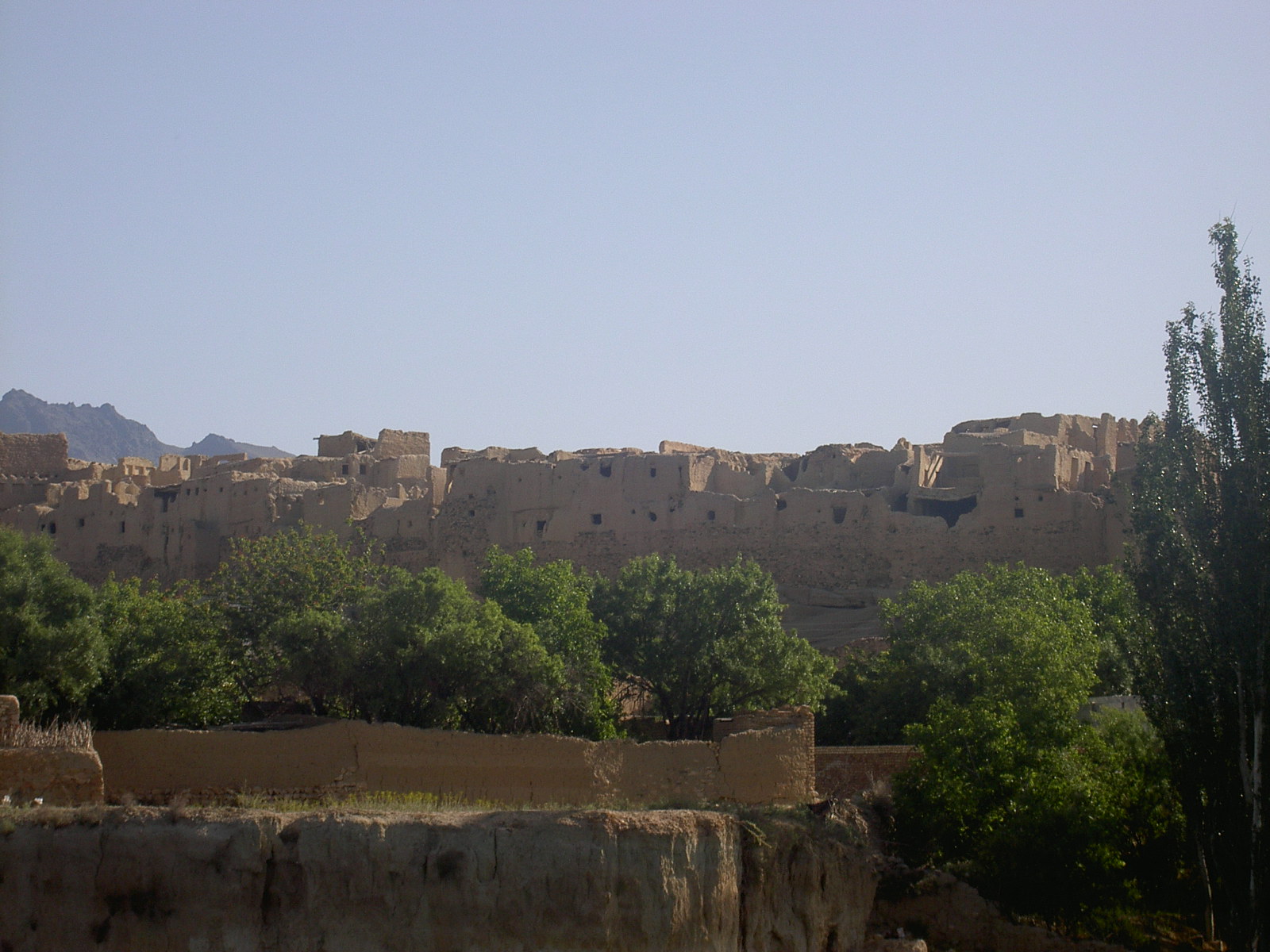Between Esfahan and Kashan