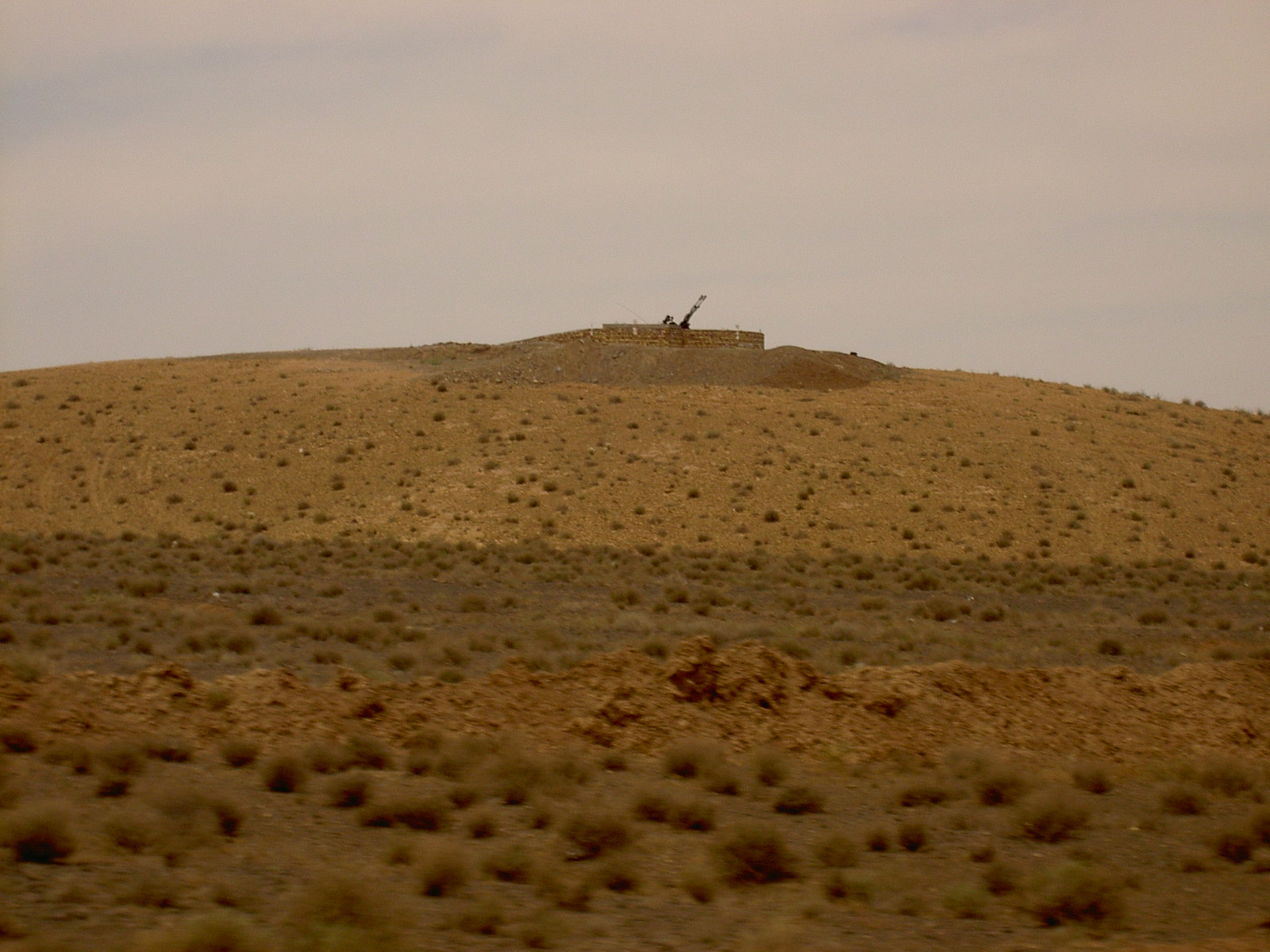 Between Esfahan and Kashan - Military base