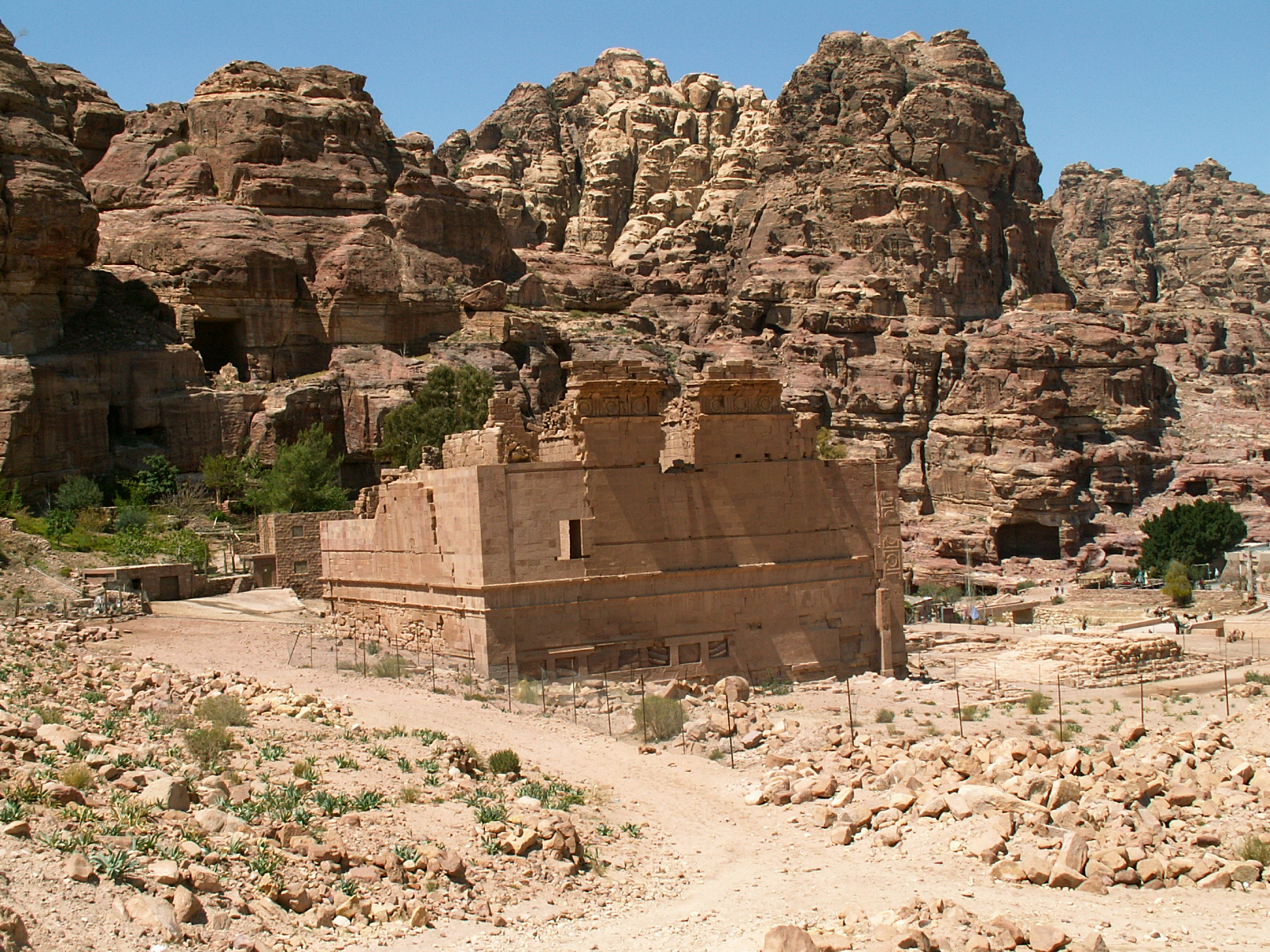 Petra - Qasr al Bint