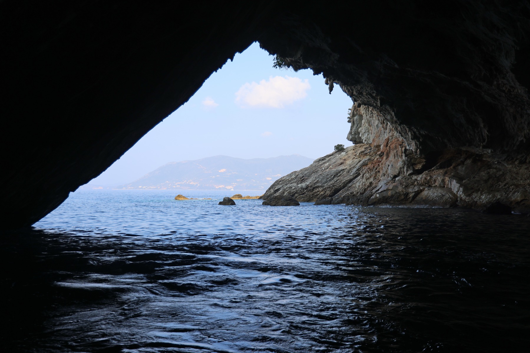 Meganisi island - Papanikolis Cave