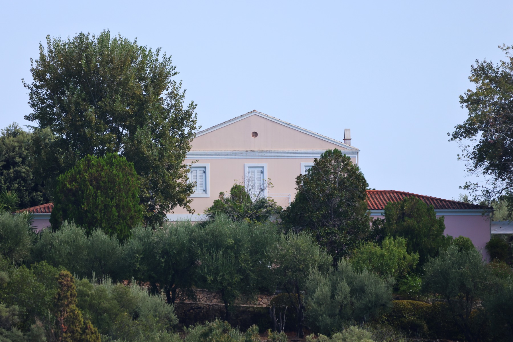 Scorpios island - Building