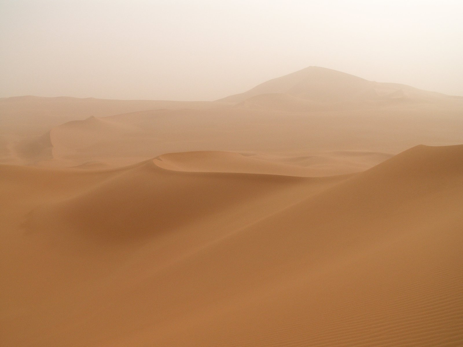 Wan Caza - Sand dunes