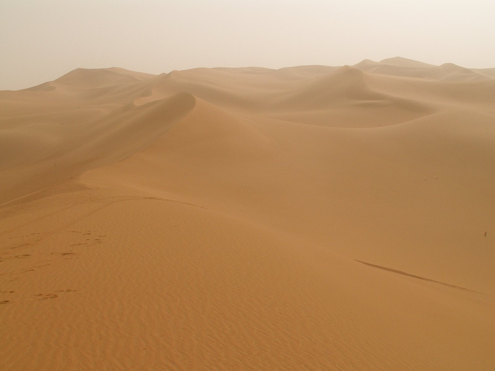 Wan Caza - Sand dunes