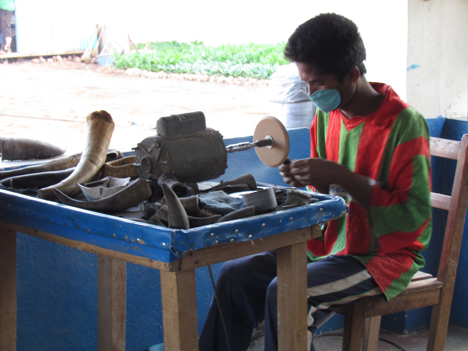 Antsirabe - Zebu horn workshop