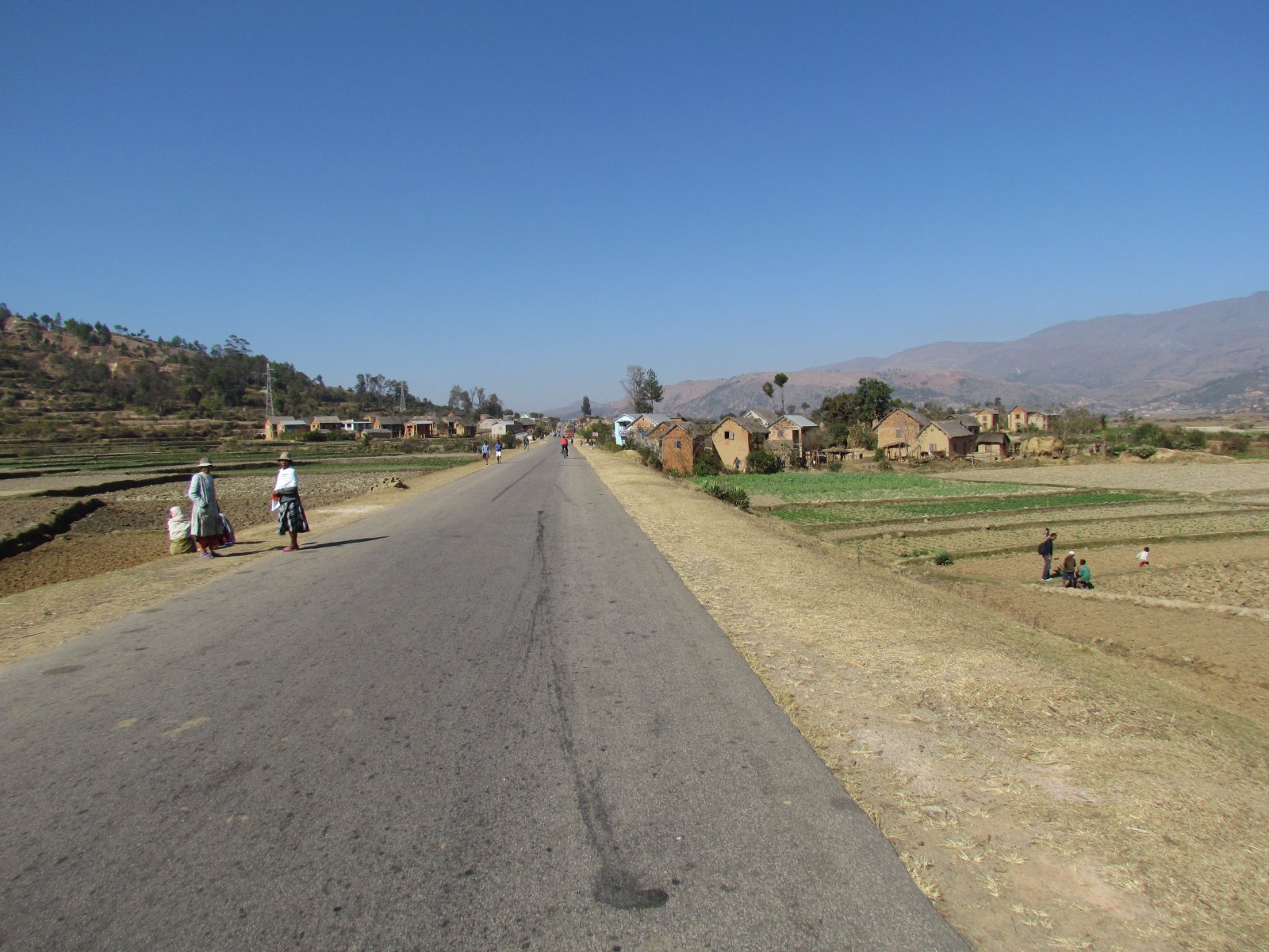 Manandoana village