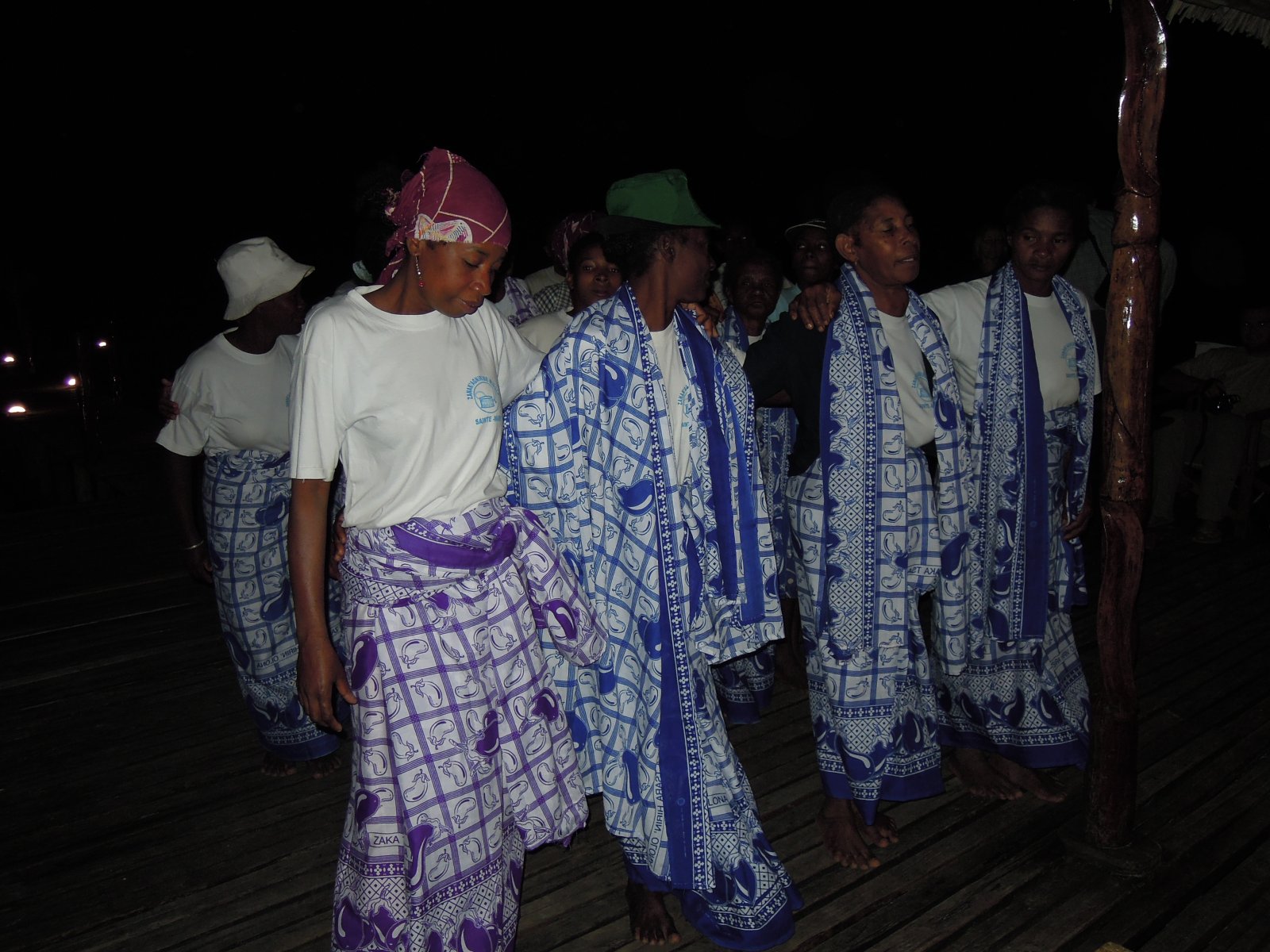 Nosy Nato - Local dance