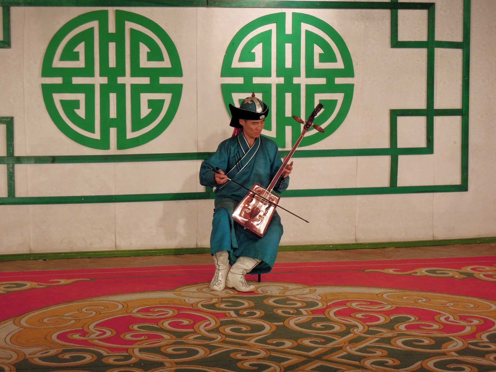 Ulaanbaatar - Tumen Ekh Ensemble