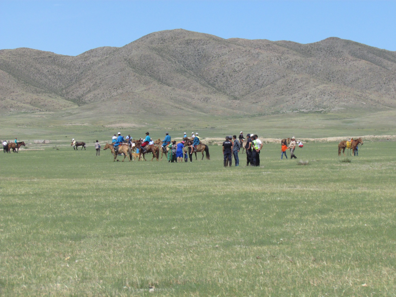 Near Erdenesant - Naadam festival