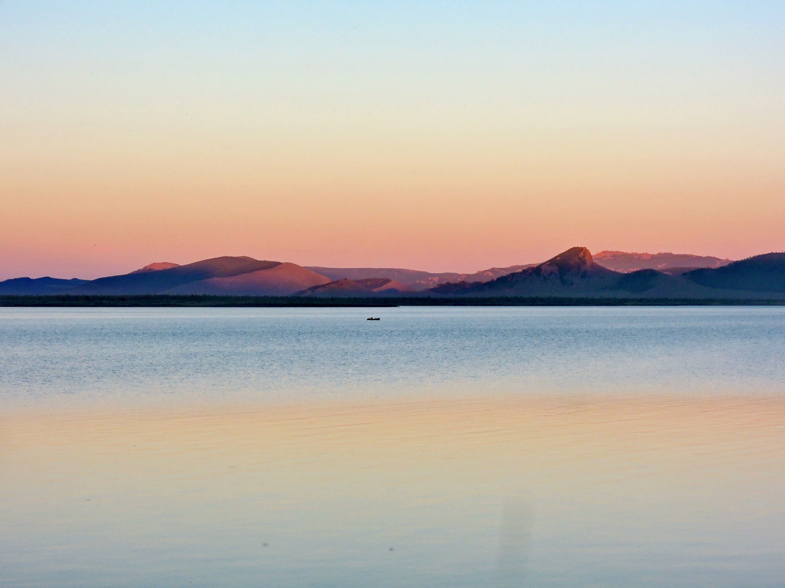 Terkhiin Tsagaan Lake - Sunset