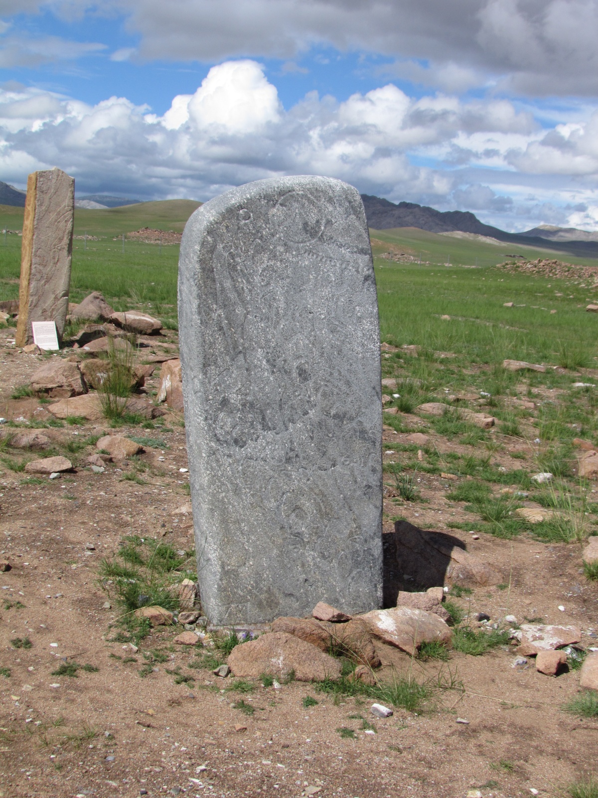 Near Murun - Uushiigin uver - Deer stones