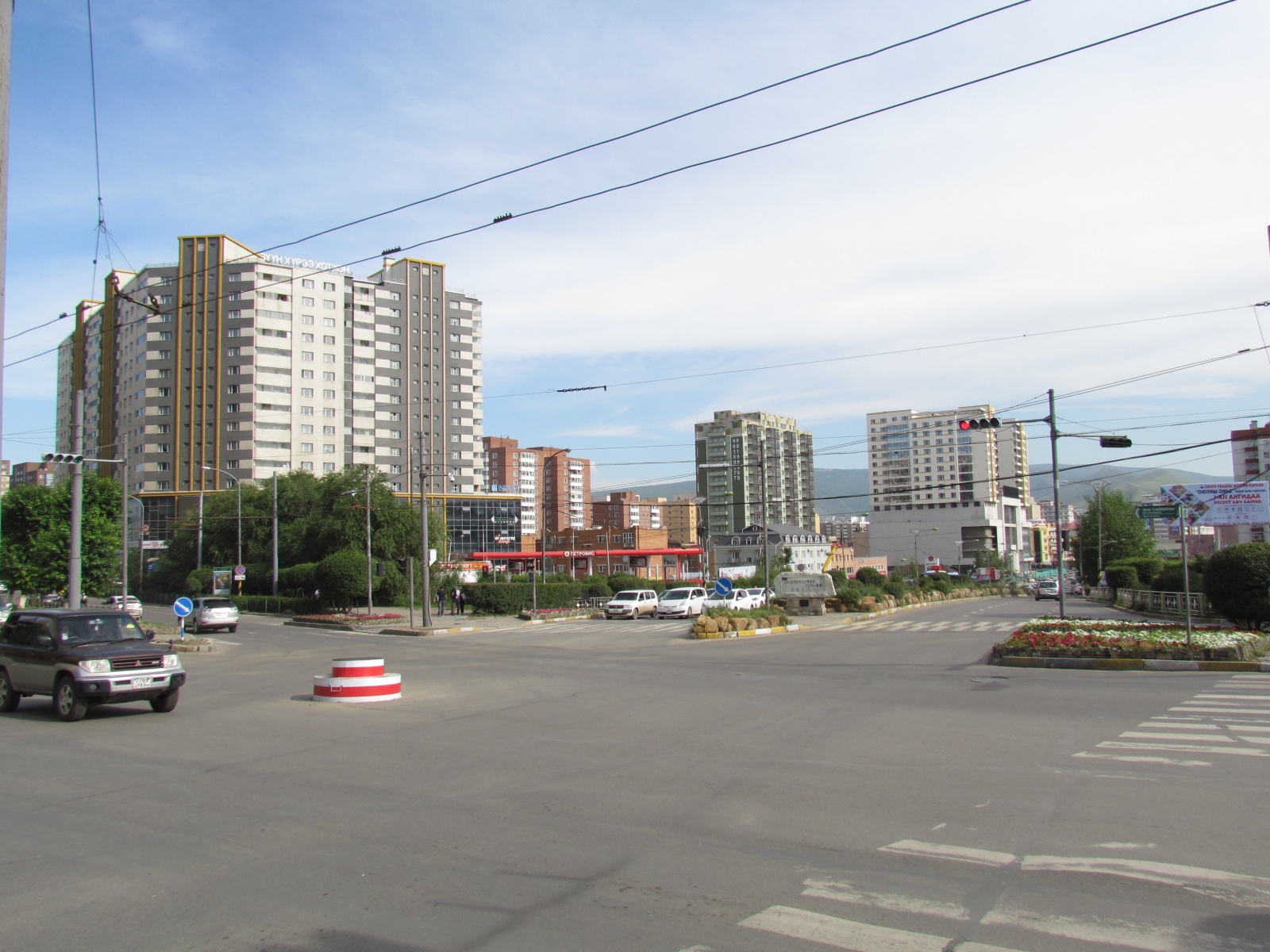 Ulaanbaatar - Along Peace avenue