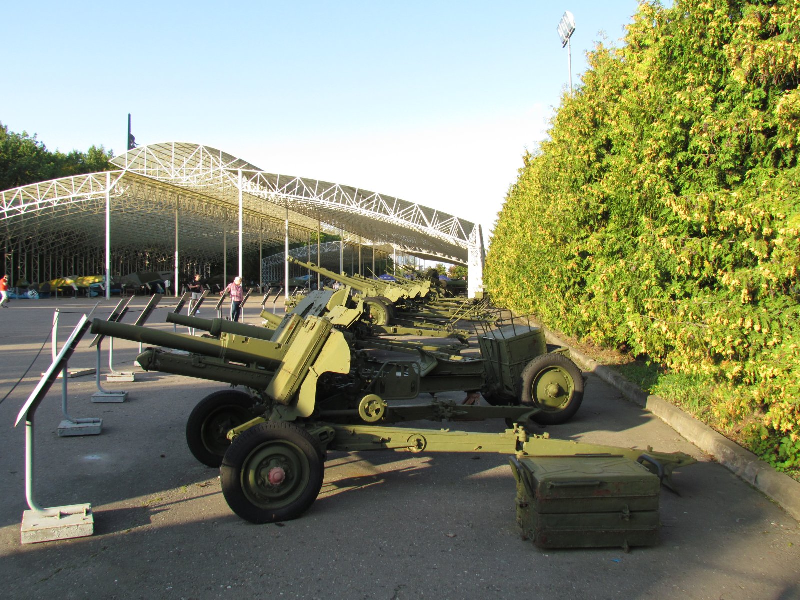 Poklonnaya Hill - Museum of the Great Patriotic War - Cannons