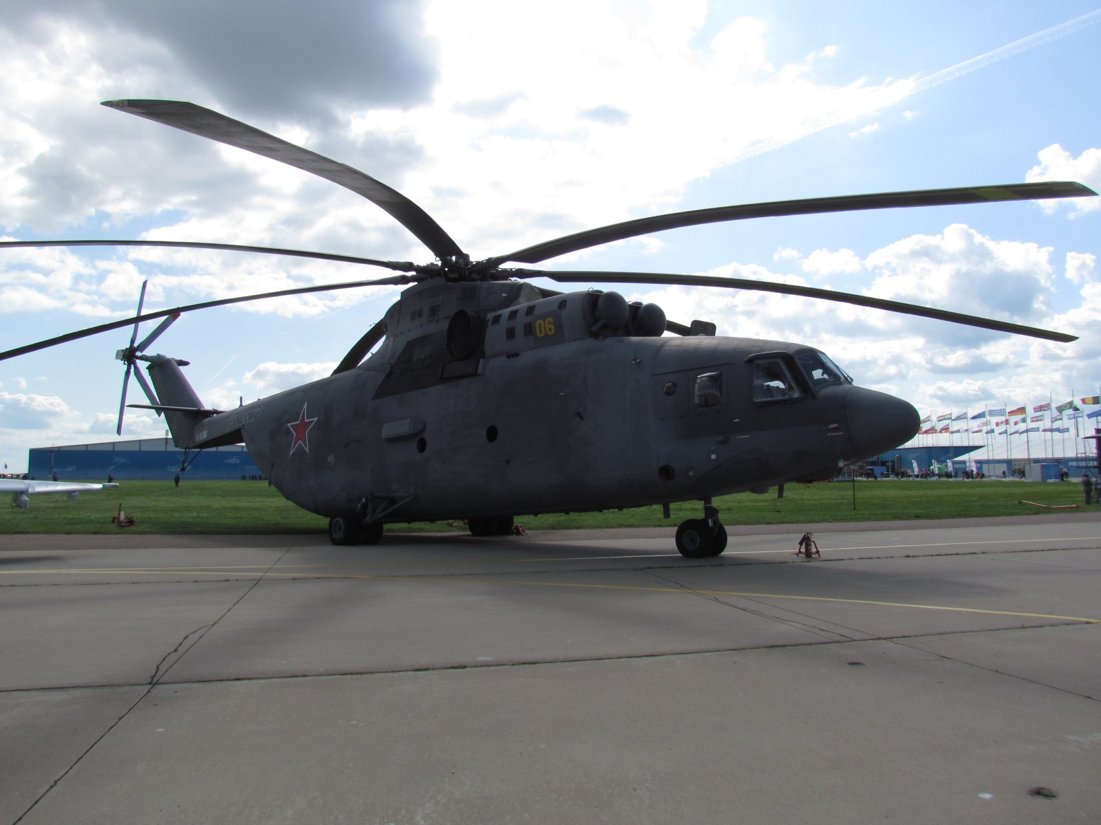 MAKS air show - Mil Mi-26