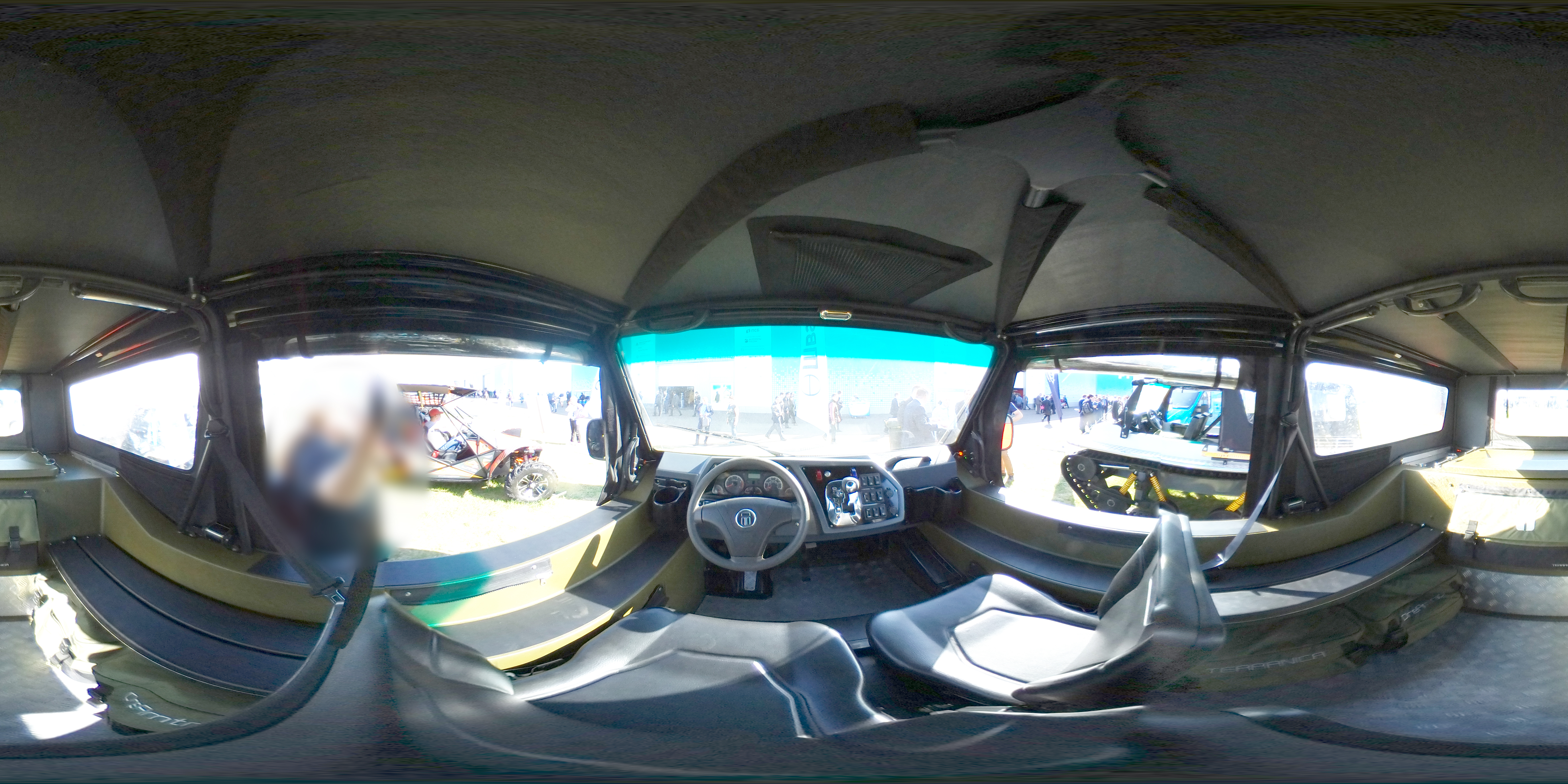 MAKS air show - Tracked vehicle - 360° panorama