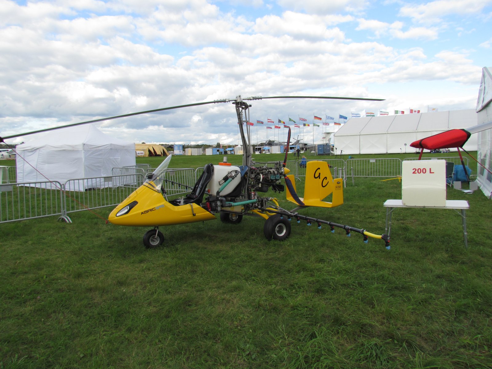 MAKS air show - Mini helicopter