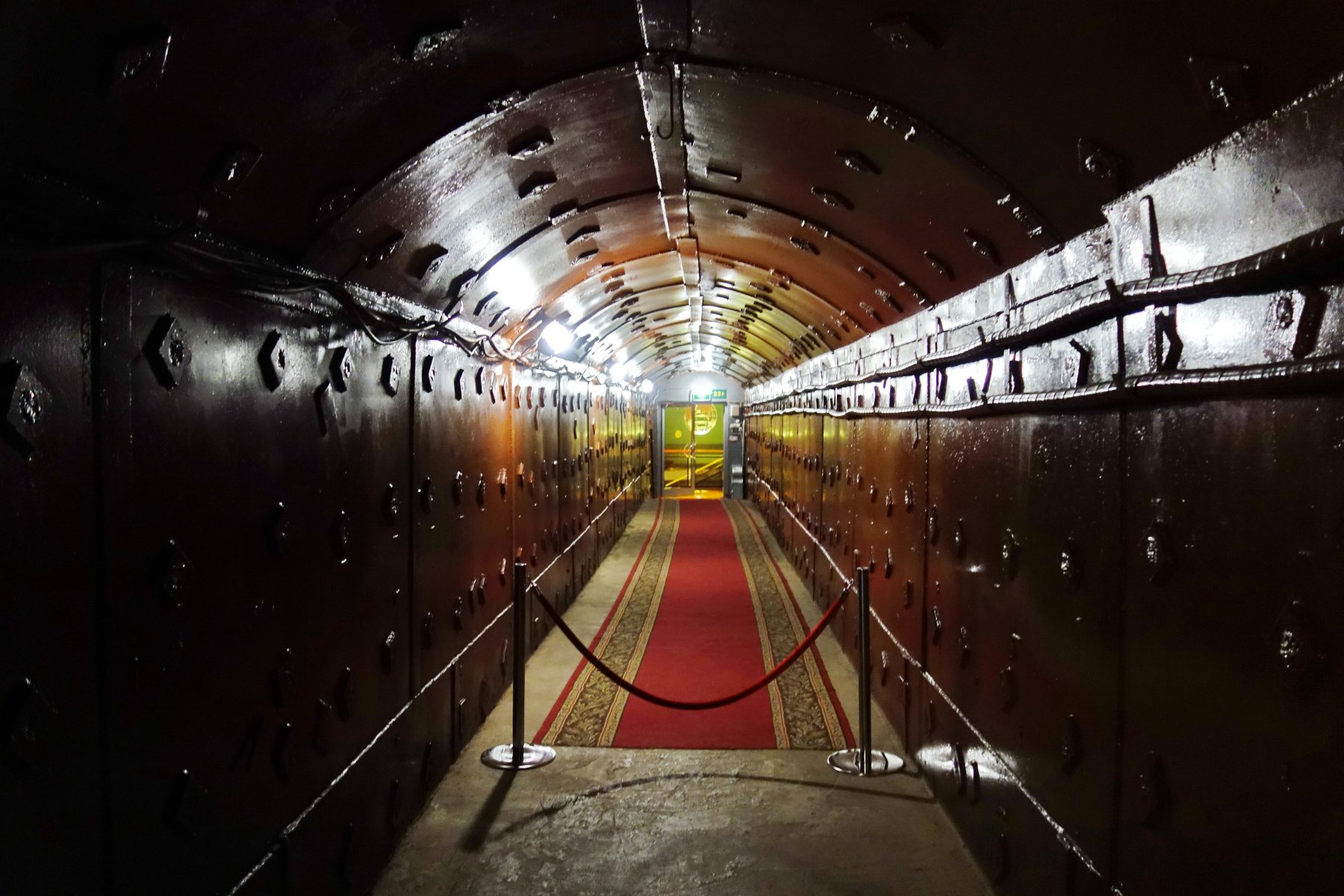 Bunker-42 Cold War Museum - Corridor