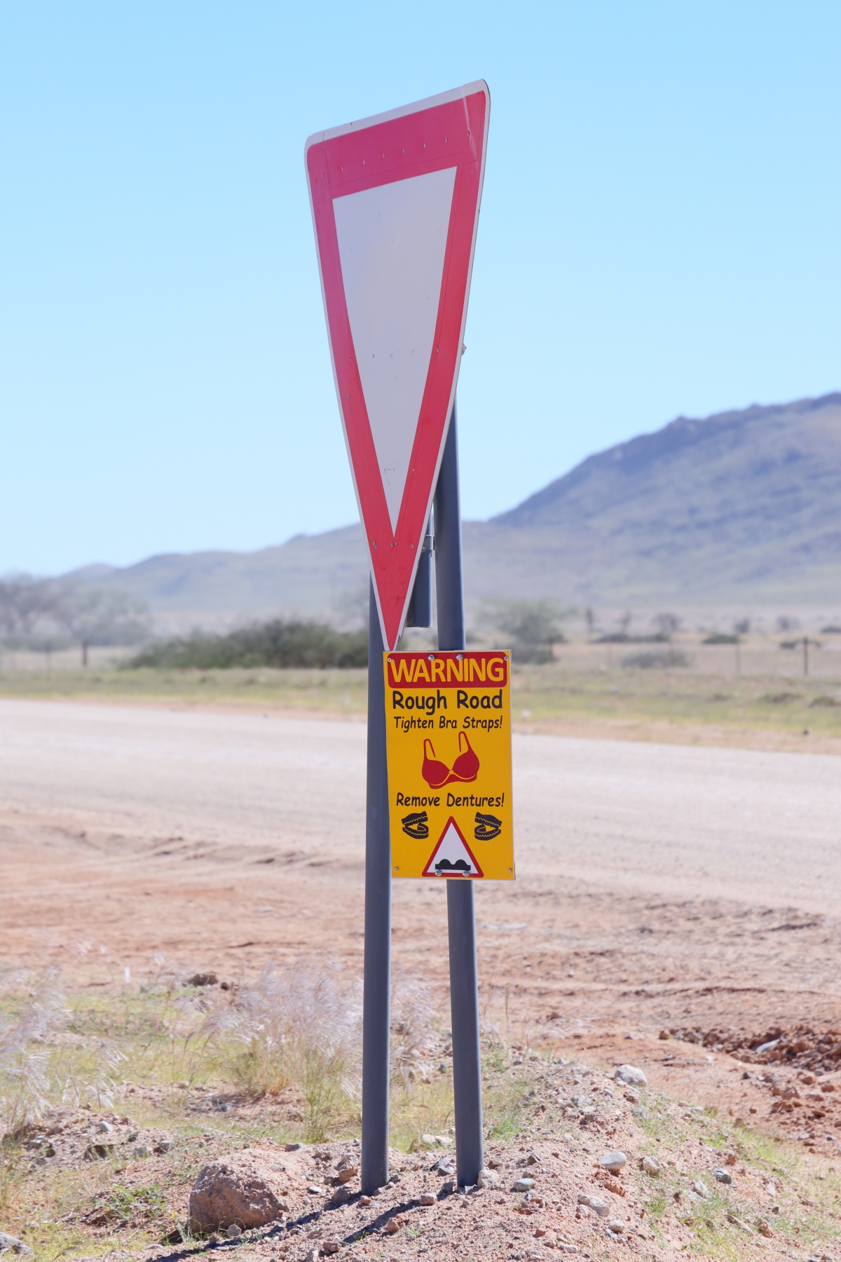 Solitaire - Funny traffic sign
