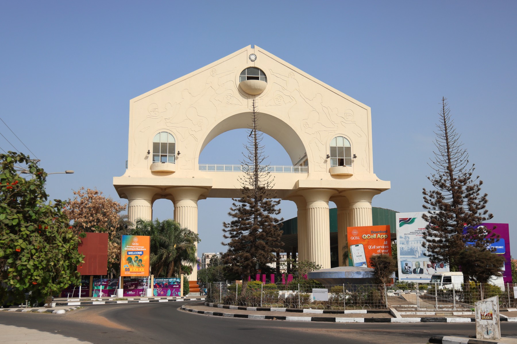 Banjul - Arch 22