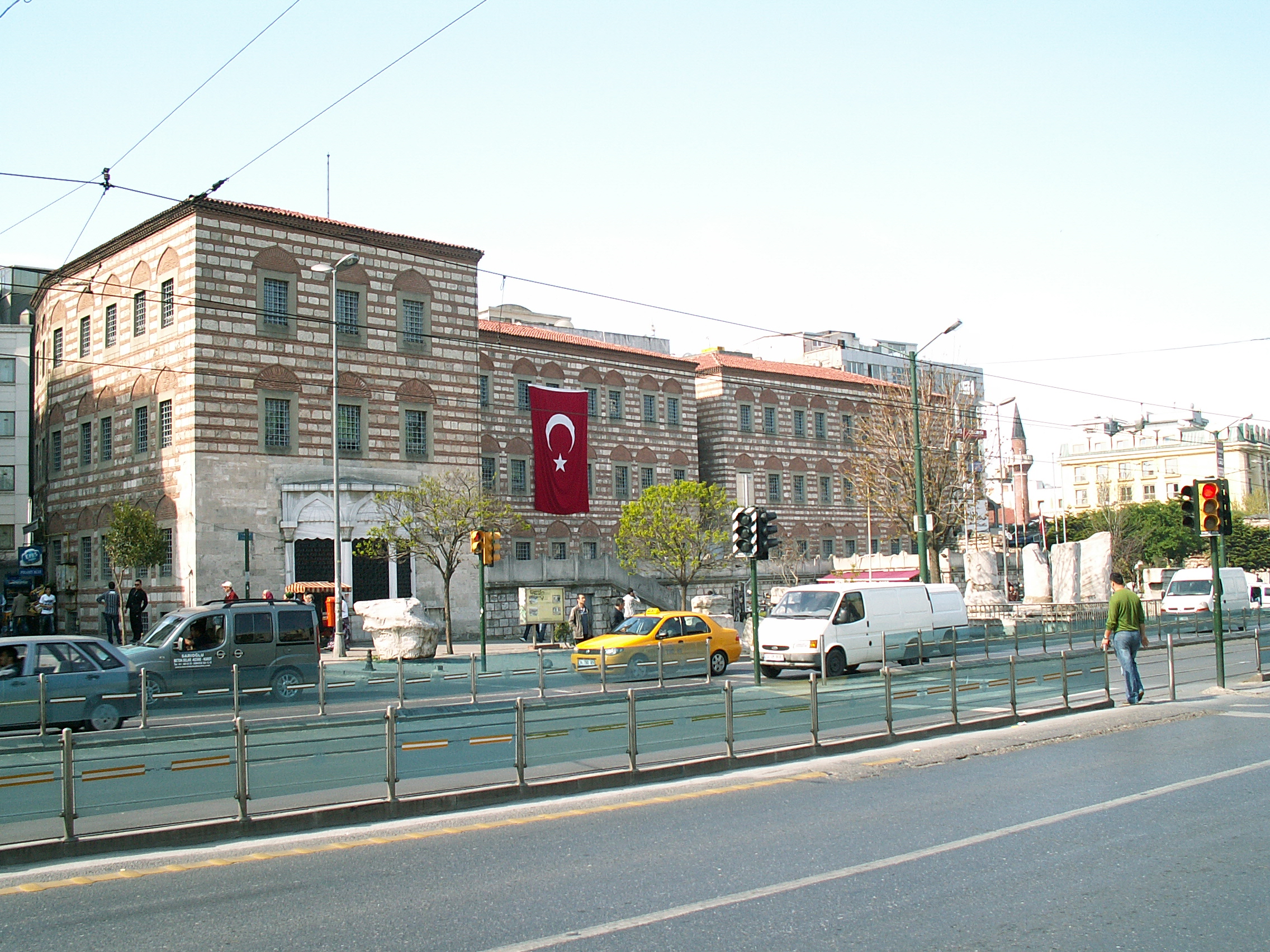 Istanbul - Orhan Kemal Il Halk Kutuphanesi