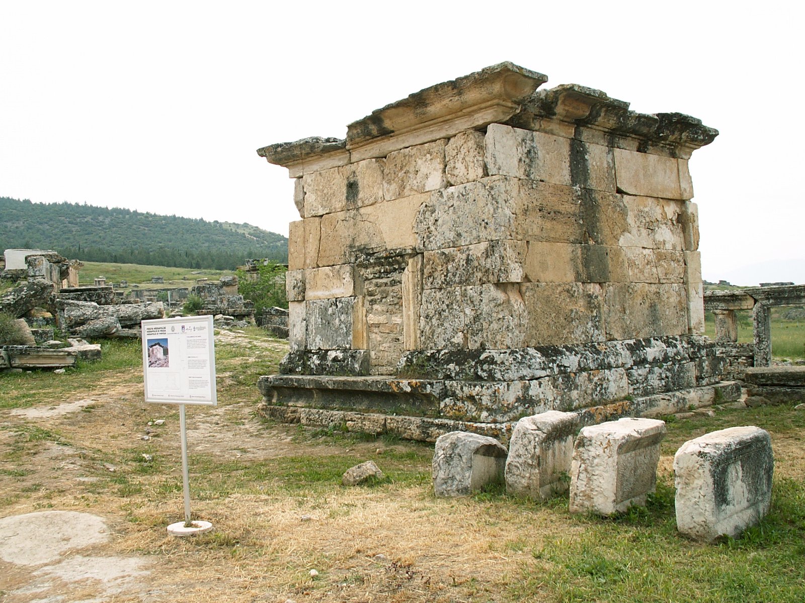 Pamukkale - Hierapolis - Northern Necropolis
