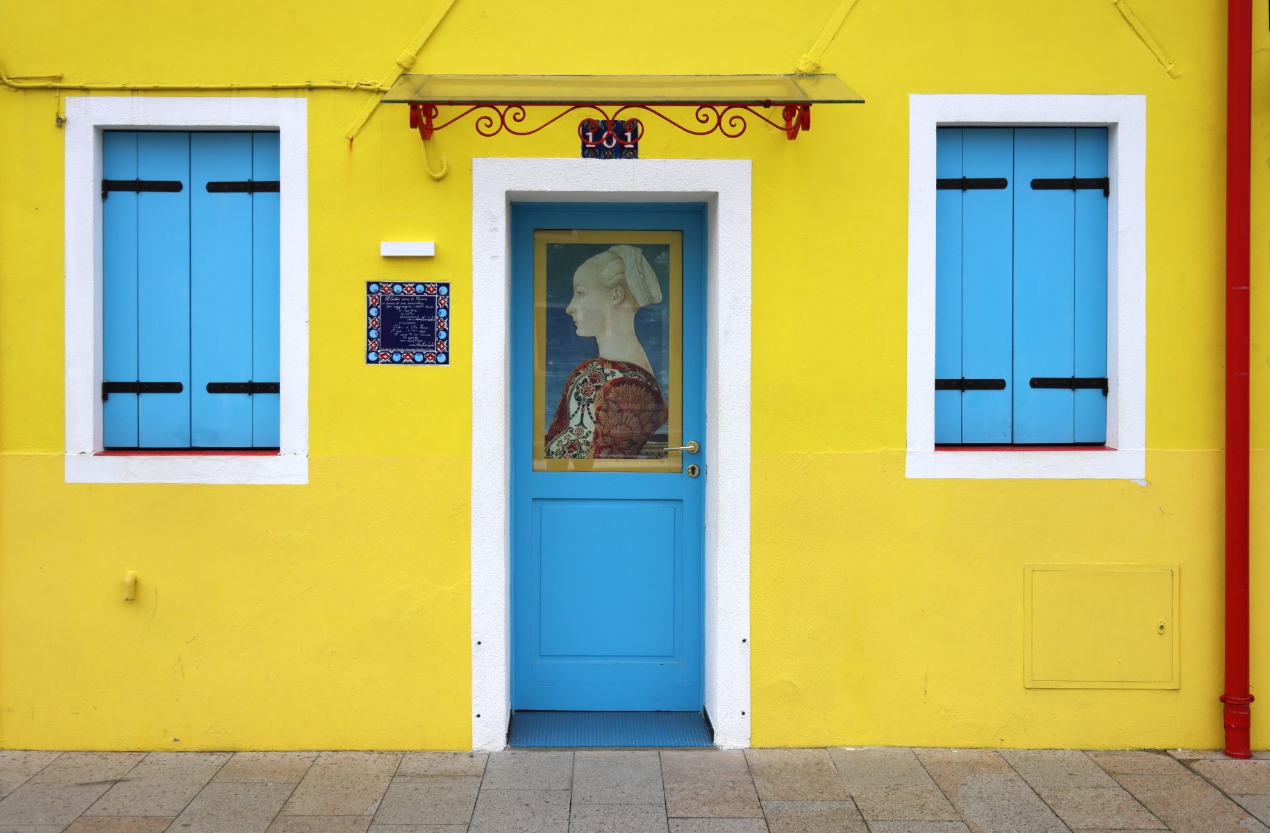 Burano - Yellow house