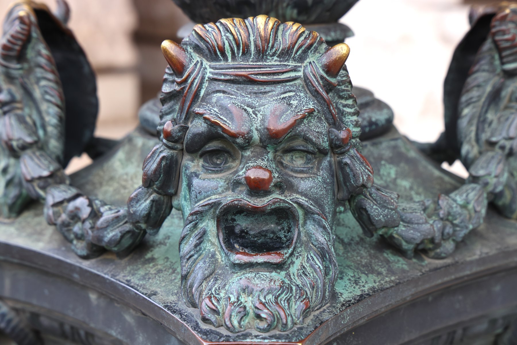 Lamp detail