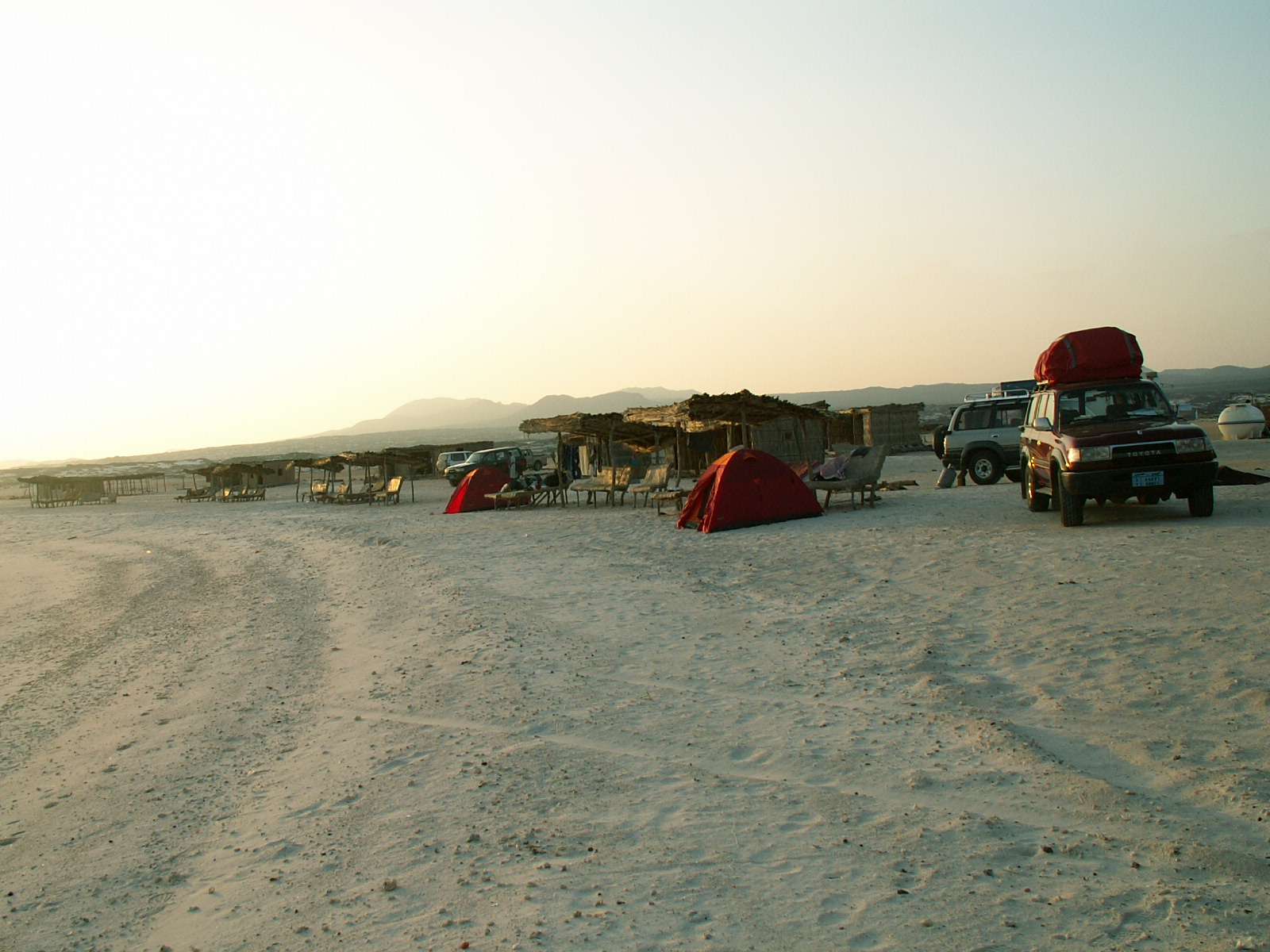 Bi'r 'Ali - Camp