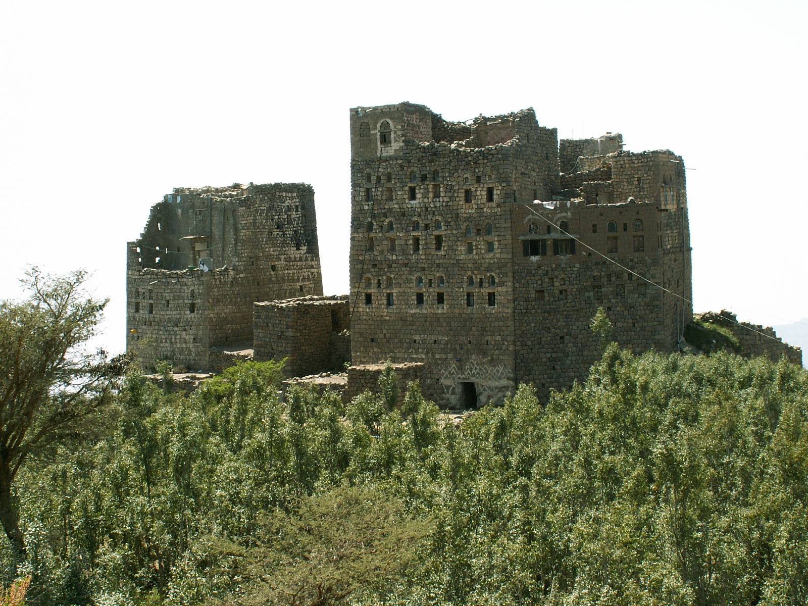 Near Manakhah