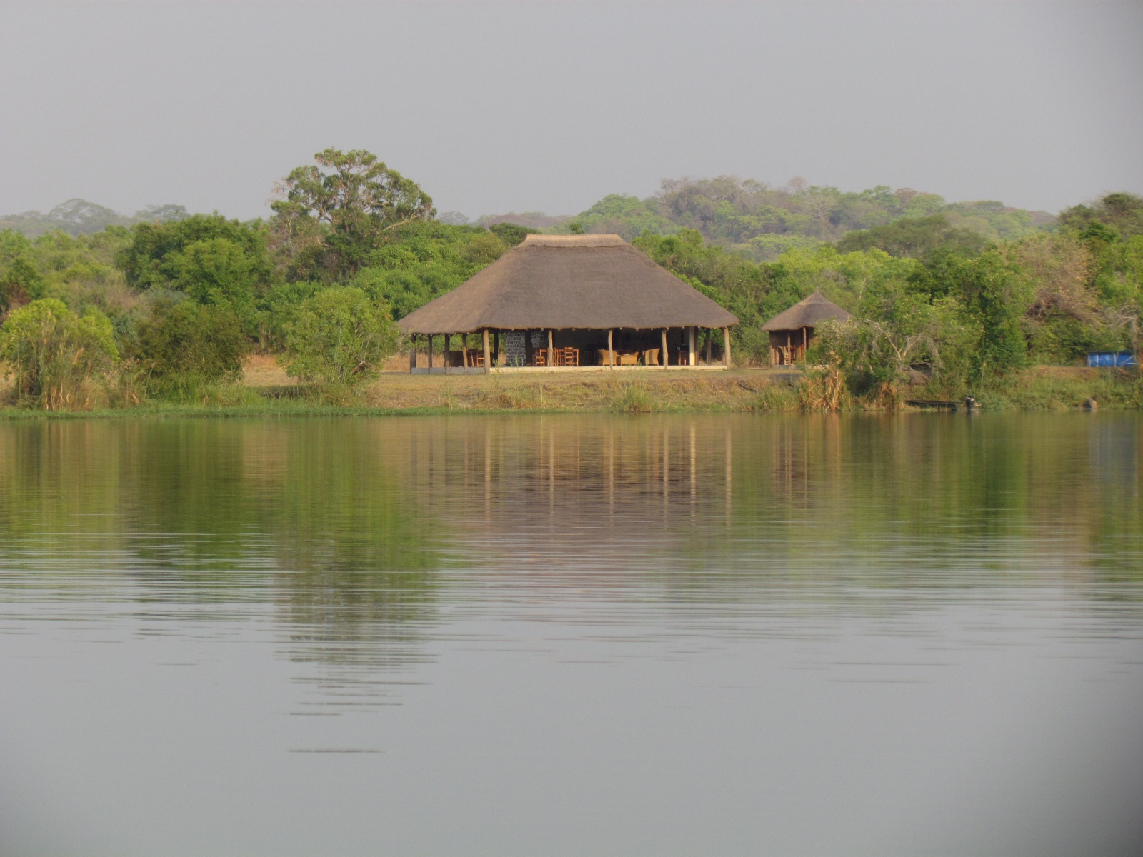 Kafue national park - Huts by Kafue river