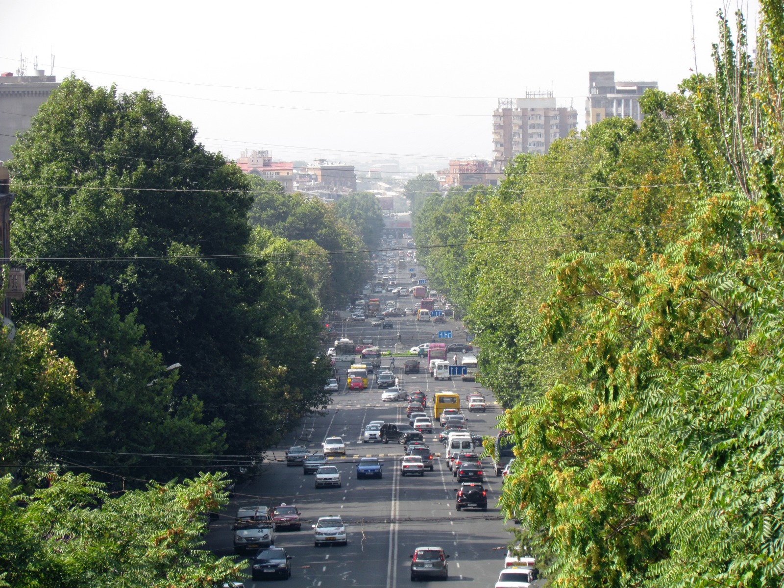Yerevan - Mesrop Mashtots avenue