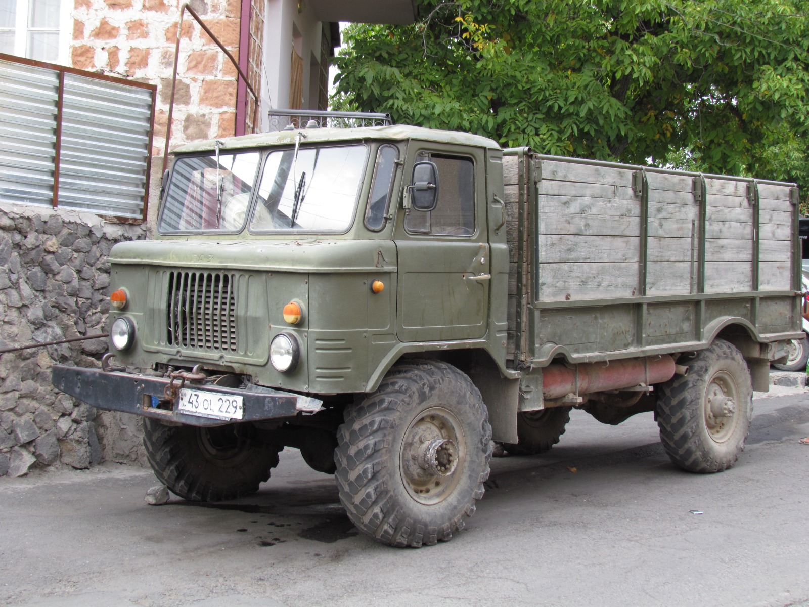 Garni - Military truck