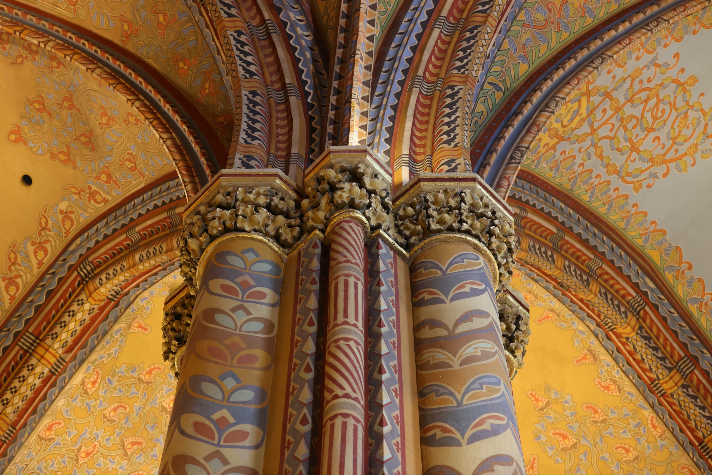 Matthias Church - Column